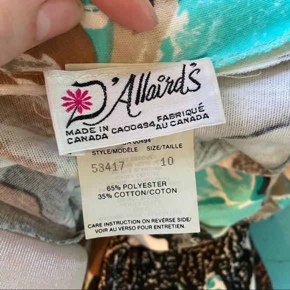 Vintage  D’allairds Hawaiian‎ dress - Picture 7 of 9
